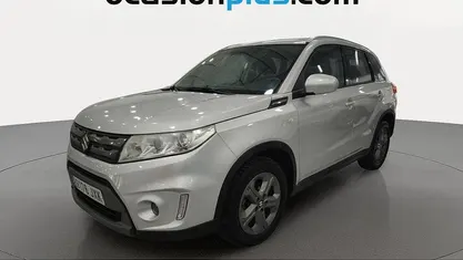 Käytetty Suzuki Vitara 120 HP (88 kW) 2017 Harmaa Katumaasturi