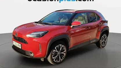 Usado Toyota Yaris Cross Style 130 CV (95 kW) 2024 Rojo SUV