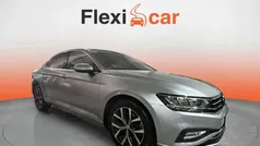 Gris Usado 2020 VW Passat Executive Berlina | 18.990 € (Precio justo)