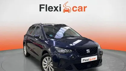 Usado Seat Arona Reference 95 CV (69 kW) 2022 Azul SUV