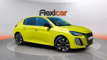 Usado Peugeot 208 Allure 101 CV (74 kW) 2025 Amarillo Utilitario