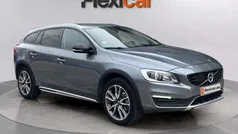 Gris Usado 2017 Volvo V60 CC Momentum Familiar | 14.990 € (Buen precio)