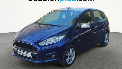 Usado Ford Fiesta Trend 101 CV (74 kW) 2017 Azul Utilitario