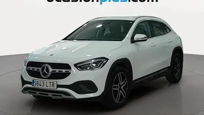 Usado Mercedes GLA200 150 CV (110 kW) 2021 SUV