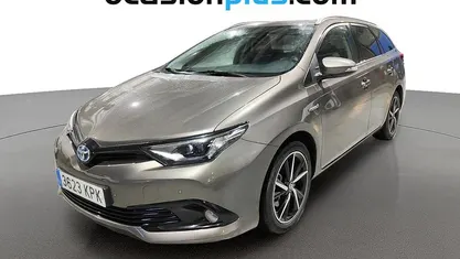 Gris Usado 2018 Toyota Auris Edition Familiar | 15.082 € (Precio justo)