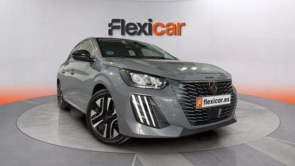 Usado Peugeot 208 Allure 101 CV (74 kW) 2025 Gris Utilitario