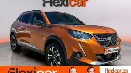 Usado Peugeot 2008 Allure 101 CV (74 kW) 2023 Naranja SUV