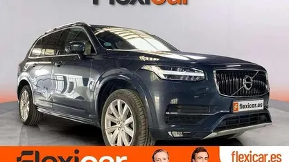 Usado Volvo XC90 Momentum 235 CV (172 kW) 2019 Azul SUV