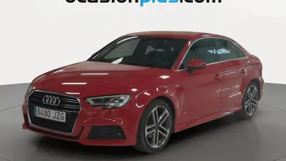 Usado Audi A3 S-Line 116 CV (85 kW) 2017 Rojo Berlina