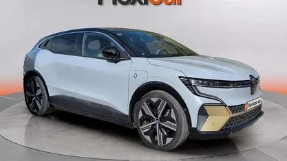 Usado Renault Megane E-Tech Iconic 160 kW (218 CV) 2022 Berlina