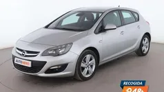 Usado 2015 Opel Astra Selective Berlina | 9299 € (Precio justo)