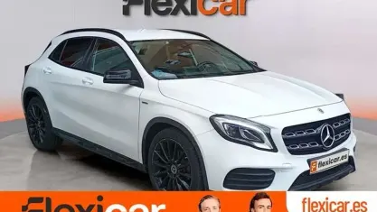 Käytetty Mercedes GLA180 122 HP (89 kW) 2019 Valkoinen Katumaasturi