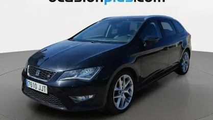 Usado Seat Leon FR 184 CV (135 kW) 2015 Negro Monovolumen