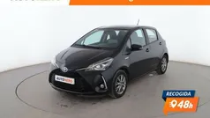 Negro Usado 2018 Toyota Yaris Hybrid Active Utilitario | 13.699 € (Precio justo)