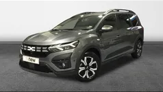 Gris Usado 2023 Dacia Jogger Expression Familiar | 19.390 € (Precio justo)