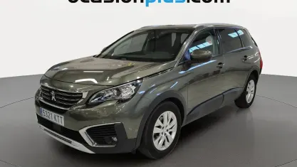 Usado Peugeot 5008 Active 131 CV (96 kW) 2019 Gris SUV