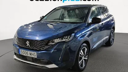 Usado Peugeot 3008 Allure 131 CV (96 kW) 2023 Azul SUV