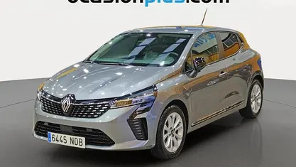 Gris Usado 2025 Renault Clio V Evolution Utilitario | 17.173 € (Precio justo)