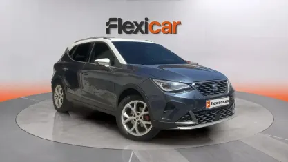 Usado Seat Arona FR 150 CV (110 kW) 2023 Blanco SUV