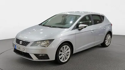 Usado Seat Leon XCELLENCE 150 CV (110 kW) 2019 Gris plata Utilitario