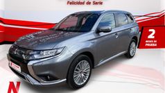 Usado 2020 Mitsubishi Outlander P-HEV Motion | 21.485 € (Precio justo)