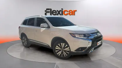 Usado Mitsubishi Outlander 150 CV (110 kW) 2019 Blanco SUV