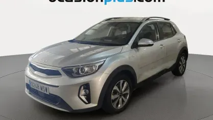 Usado Kia Stonic 101 CV (74 kW) 2024 Blanco SUV