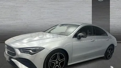 Usado Mercedes CLA220 AMG line 190 CV (139 kW) 2025 Berlina