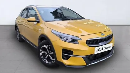 Käytetty Kia XCeed 140 HP (102 kW) 2019 Keltainen Katumaasturi