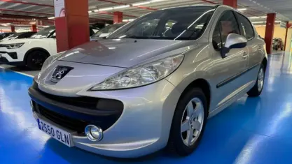 Usado Peugeot 207 Sport 95 CV (69 kW) 2009 Beige Berlina