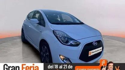 Usado Hyundai ix20 116 CV (85 kW) 2017 Blanco Utilitario