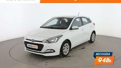 Blanco Usado 2016 Hyundai i20 Berlina | 8799 €
