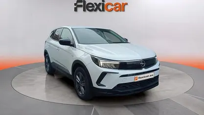 Usado Opel Grandland X Business Edition 131 CV (96 kW) 2022 Blanco SUV
