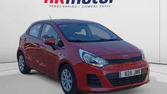 Usado 2016 Kia Rio Berlina | 9890 € (Precio justo)
