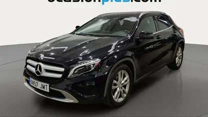 Usado Mercedes GLA220 Urban 177 CV (130 kW) 2016 Negro SUV