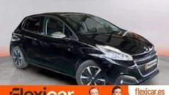 Negro Usado 2019 Peugeot 208 Signature Sky Utilitario | 9890 € (Precio justo)