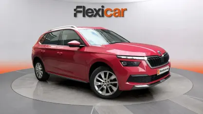 Usado Skoda Kamiq Ambition 110 CV (80 kW) 2022 Rojo SUV