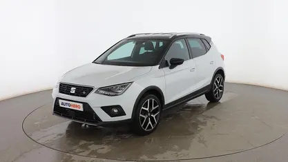 Usado Seat Arona FR 115 CV (84 kW) 2018 Blanco SUV