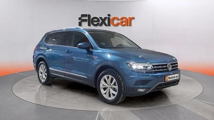 Begagnad VW Tiguan Allspace Sportline 190 HK (139 kW) 2019 Blå SUV
