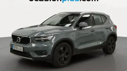 Usado Volvo XC40 Momentum 150 CV (110 kW) 2020 Gris SUV