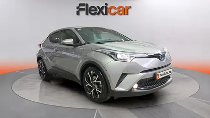 Usado Toyota C-HR Active 122 CV (89 kW) 2019 Gris SUV
