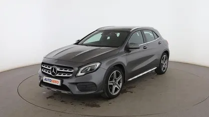 Usado Mercedes GLA180 AMG line 122 CV (89 kW) 2018 SUV