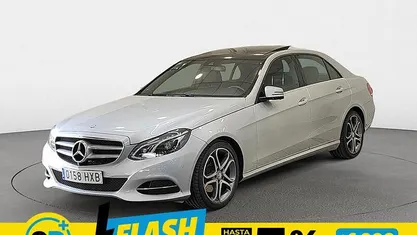 Usado Mercedes E300 Avantgarde 231 CV (169 kW) 2014 Gris plata Berlina