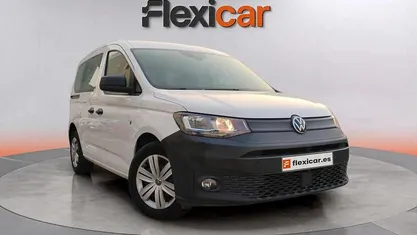 Usado VW Caddy Trendline 102 CV (75 kW) 2021 Blanco Monovolumen