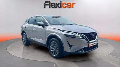 Usado Nissan Qashqai Acenta 158 CV (116 kW) 2023 Gris SUV