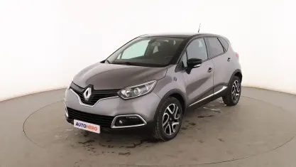 Usado Renault Captur Zen 90 CV (66 kW) 2015 Gris SUV