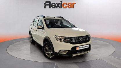 Usado Dacia Sandero Essentiel 91 CV (66 kW) 2020 Blanco Utilitario