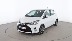 Blanco Usado 2015 Toyota Yaris City Utilitario | 10.499 €