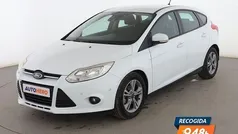 Blanco Usado 2014 Ford Focus Trend Berlina | 7799 € (Precio justo)