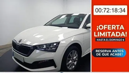 Blanco Usado 2022 Skoda Scala Ambition Utilitario | 12.990 € (Precio justo)